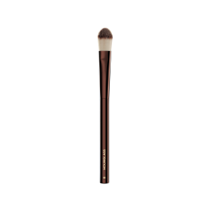No 8 Large Concealer Brush